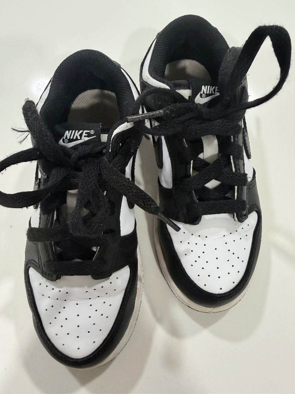 Nike dunk low pandas kids